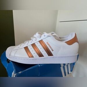 Adidas Superstar size 8.5. Like New.